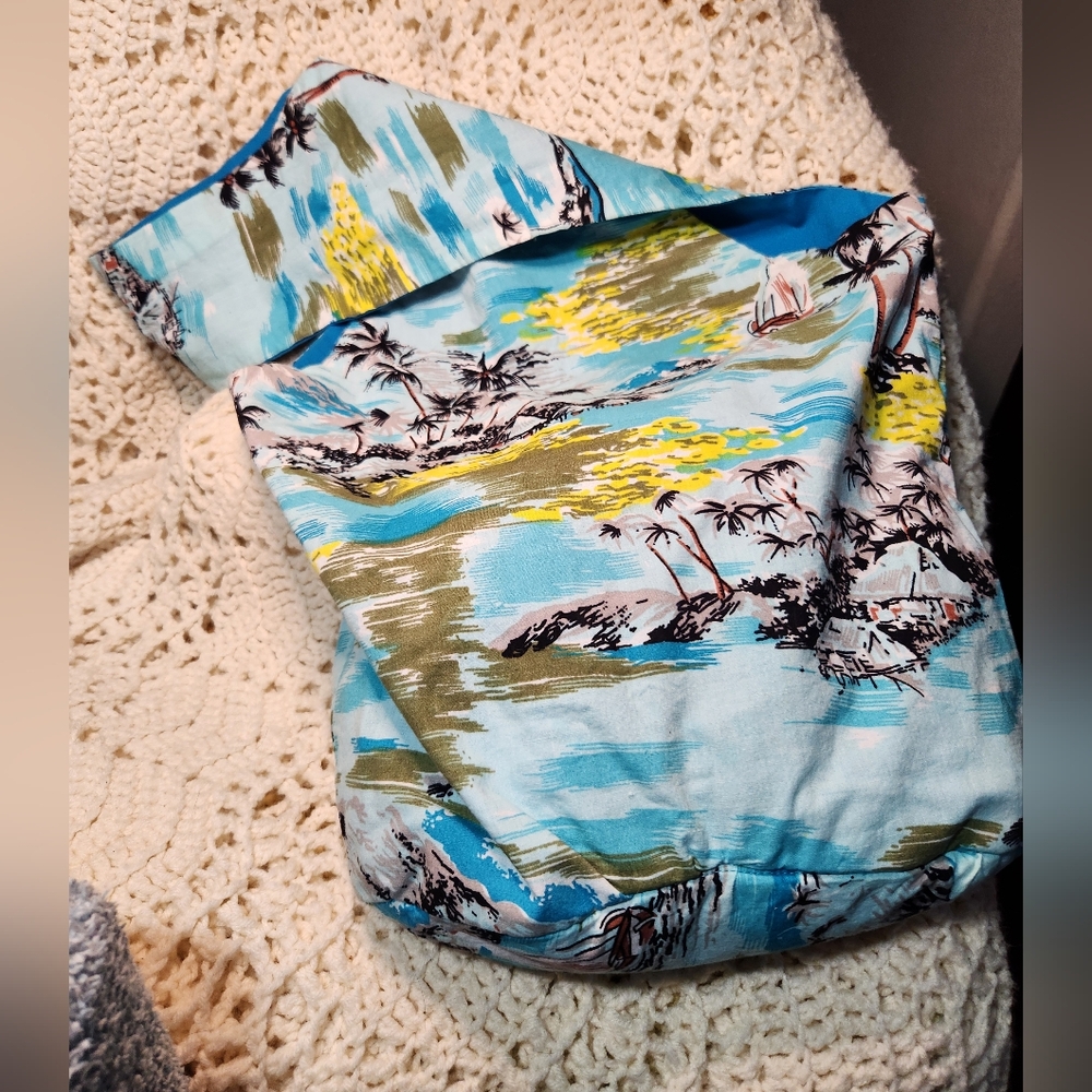 Hawaiian Print Bag